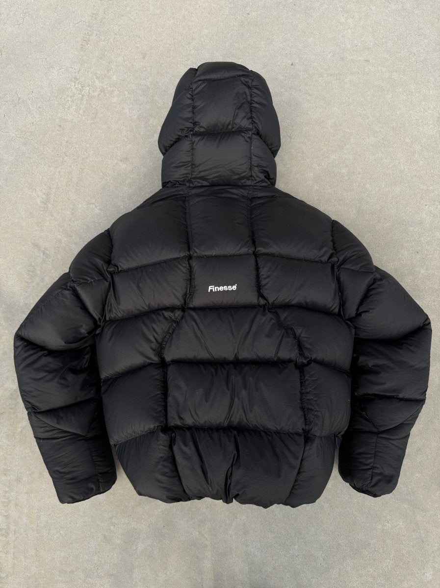 "ALIVE" PUFFER JACKET - BLACK