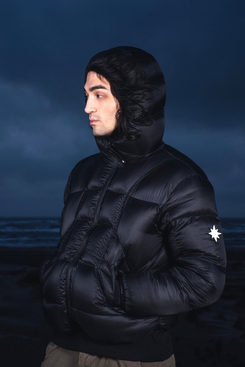 "ALIVE" PUFFER JACKET - BLACK