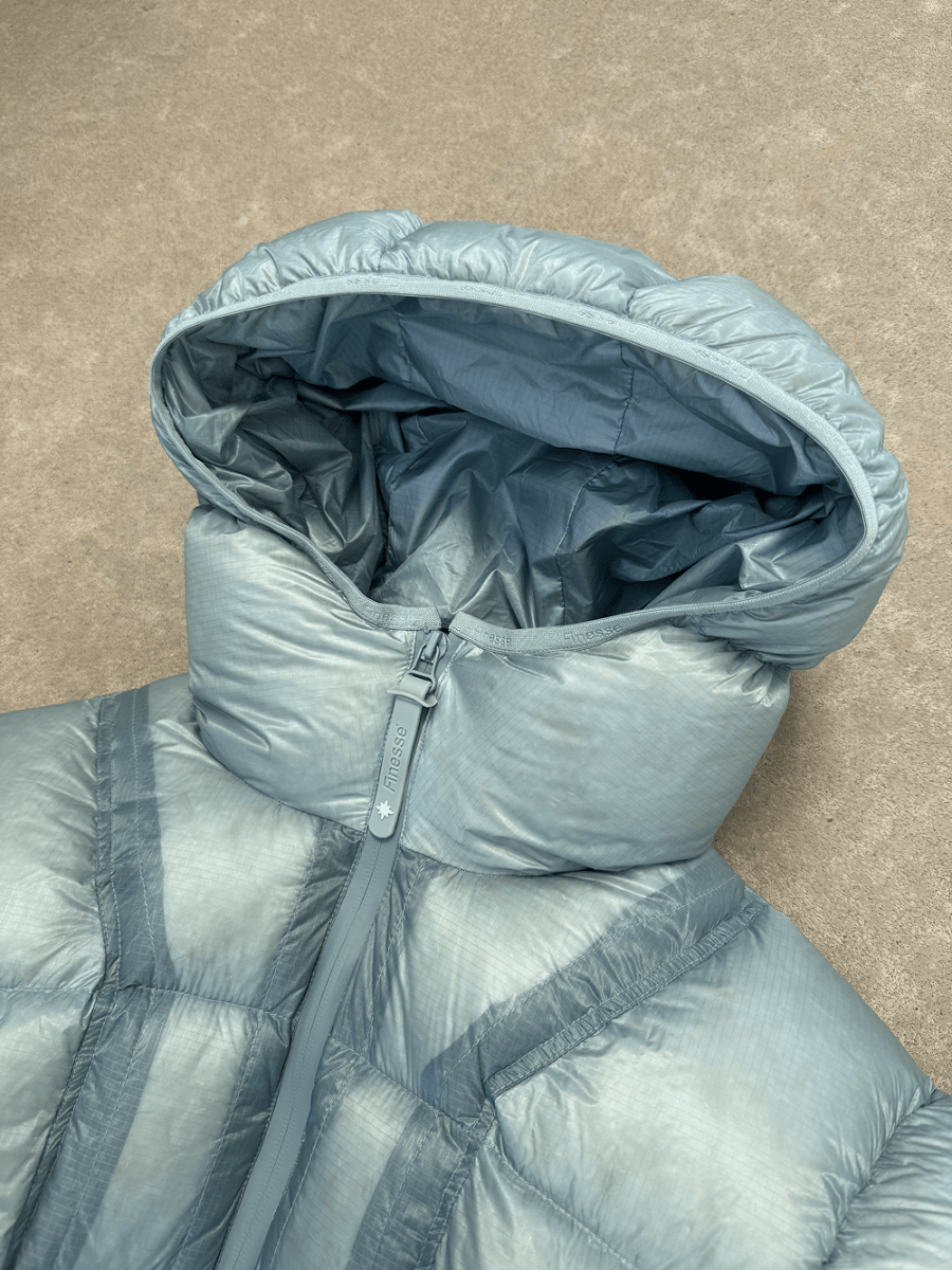 "ALIVE" PUFFER JACKET - ICE BLUE