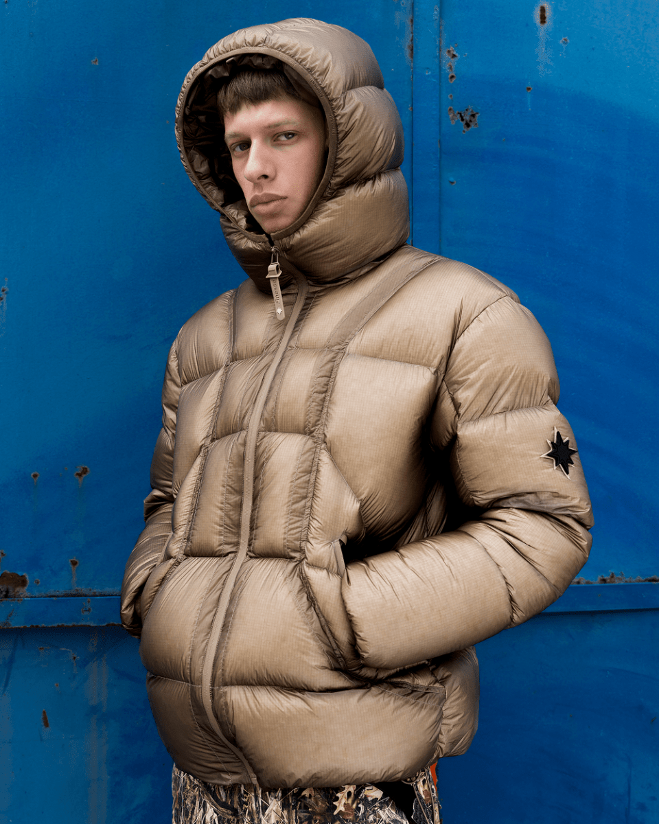 "ALIVE" PUFFER JACKET - LIGHT BRONZE