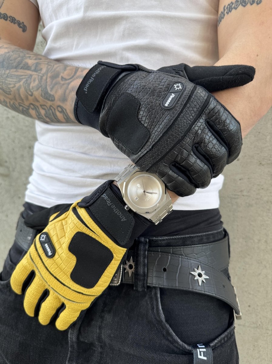 LEATHER GLOVES CROCODILE EFFECT - BLACK